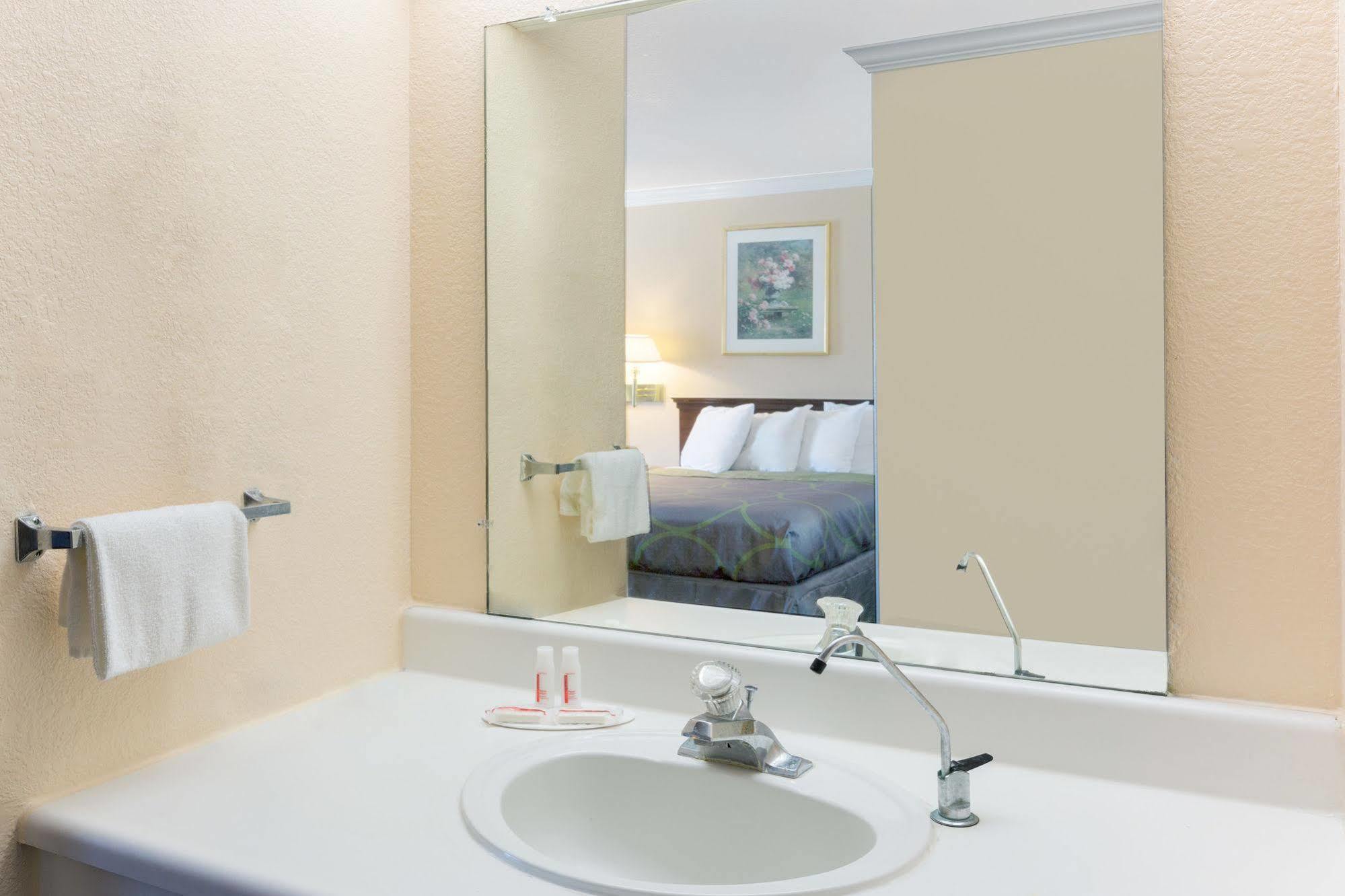 Steinbeck Lodge サリナス エクステリア 写真